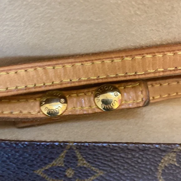 Louis Vuitton Pochette Twin GM With Dust Bag - Picture 8 of 17